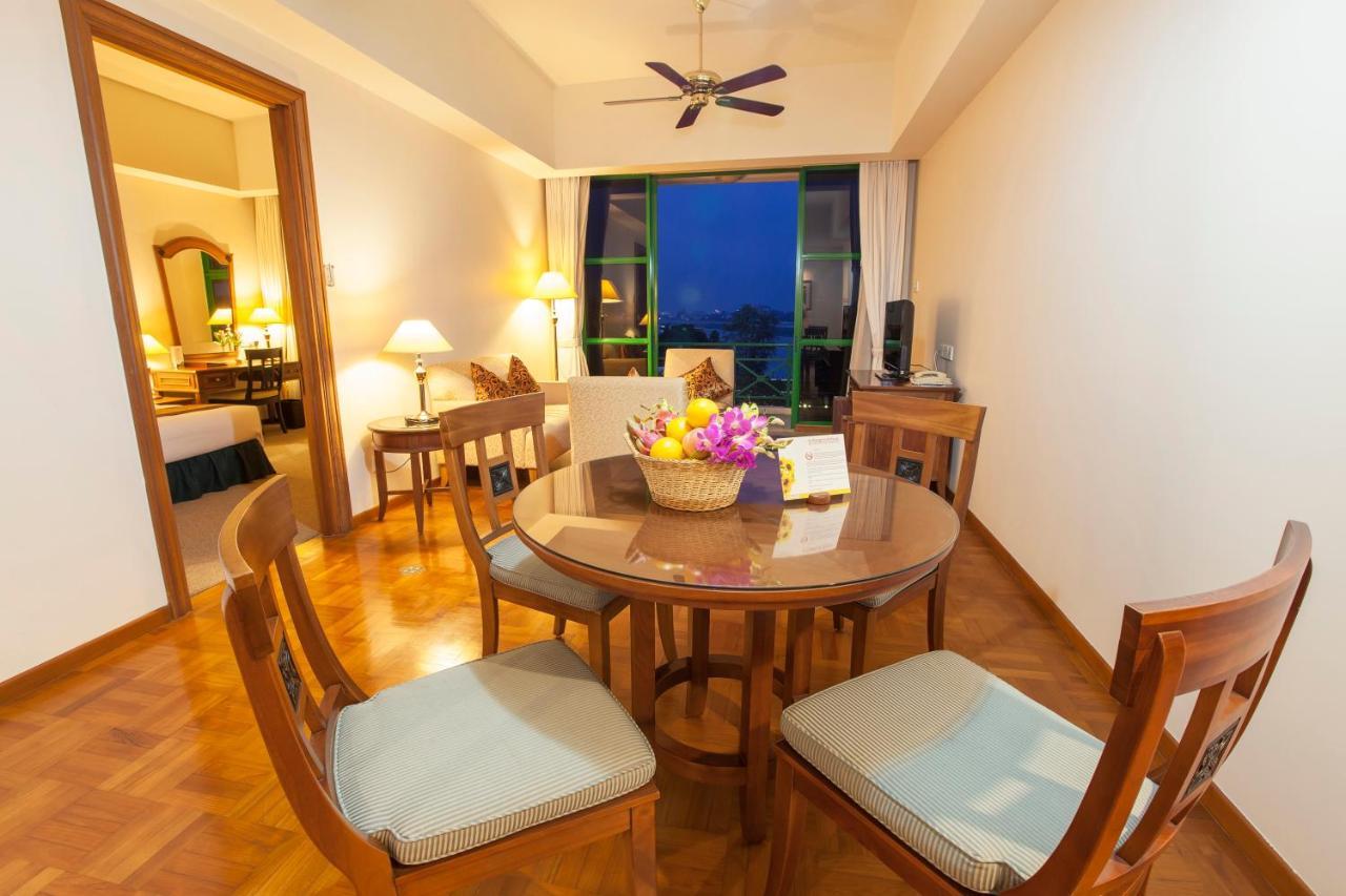 Himawari Hotel Apartments Phnom Penh Extérieur photo