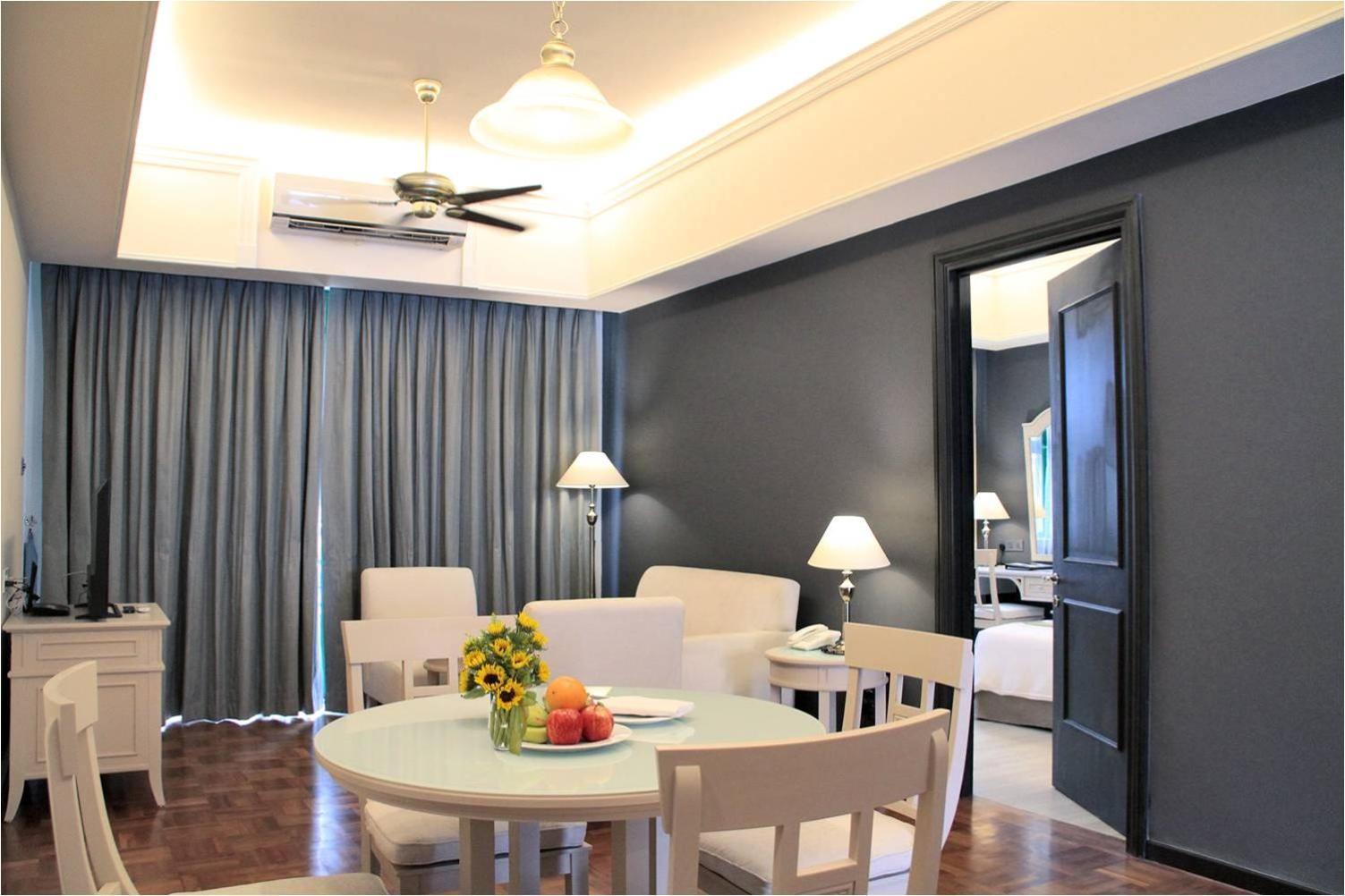 Himawari Hotel Apartments Phnom Penh Extérieur photo